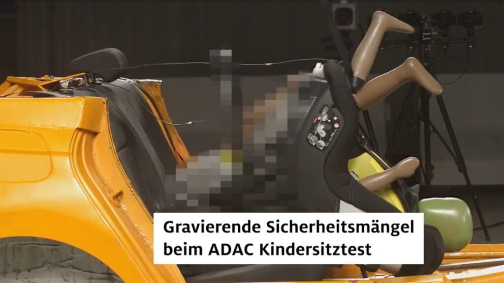 Zdjęcie przedstawia Peg Perego Viaggio Twist. ADAC informuje o wykrytych nieprawidłowościach!