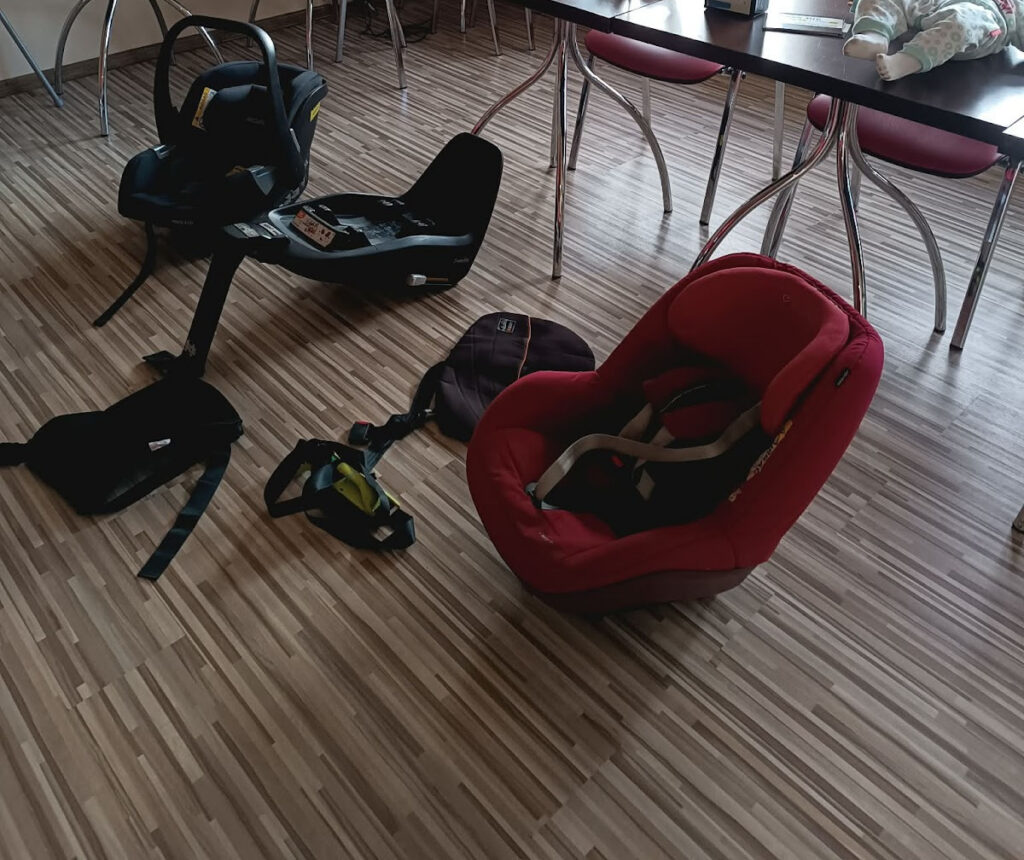 Zdjęcie przedstawia Świętokrzyskie Centrum Matki i Noworodka stawia na bezpieczeństwo! Warsztaty z fotelik.info.pl cieszyły się ogromną frekwencją!