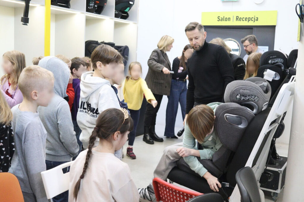 Zdjęcie przedstawia Dni Otwarte z marką Cybex w Katowicach– zadbaj o bezpieczeństwo dziecka w podróży